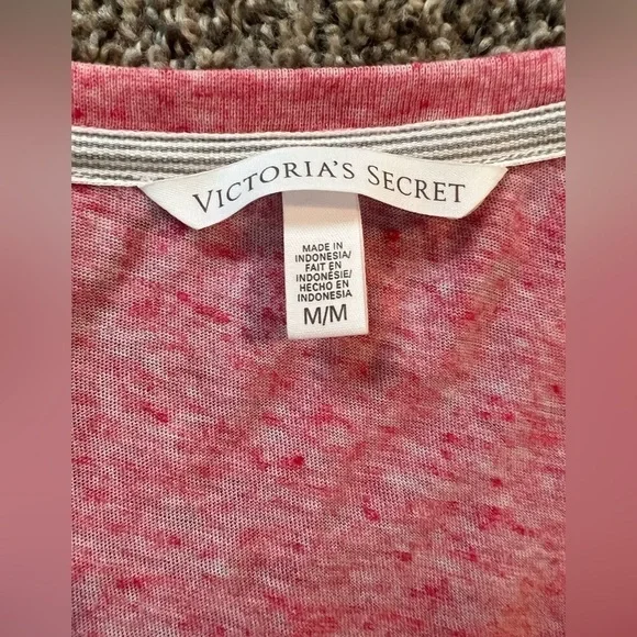 Victoria's Secret Long Sleeve Lounge Night Sleep Top in Pink Medium - Picture 2 of 7